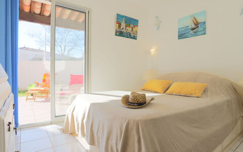 Domaine Grand Plage: Gulvbelægning, Indretning, Etage, Lejlighed, Altan, Loft, Ejerlejlighed, Stol, Skygge, Veranda
