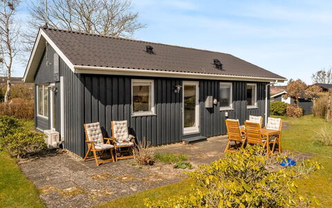 Bara - from the Sea: Sommerhus, Skur, Hytte, Stuehus, Prærie, Hytte, Lade, Bjælkehytte, Garden Bygninger