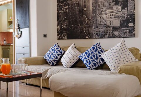 Casa Musica, Ac, Seaside, Porto Cesareo: Møbel, Indretning, Couch, Væg, Pude, Stue, Gulvbelægning, Etage, Værelse, Throw Pillow