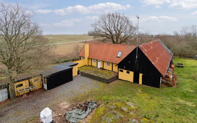 Bena - 2Km from the Sea