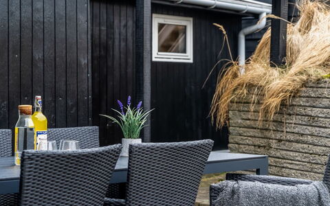 Godja - 1Km from the Sea: Træ, Hjem, Veranda, Dæk, Hårdttræ, Tag, Bejdse, Trægulve, Eco Hotel