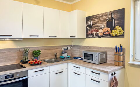 Finca Wismaria: Køkken Apparat, Køkken, Countertop, Større Bandage, Cabinetry, Møbel, Indretning, Gulvbelægning, Husholdningsapparat, Træ
