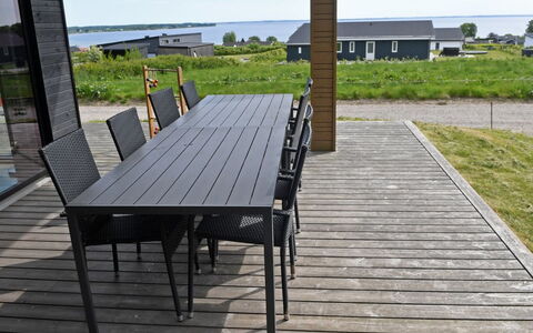 Hildegunda - 600M from the Sea: Tag, Hus, Hjem, Sommerhus, Dør, Sidespor, Dæk, Veranda, Planke, Hårdttræ
