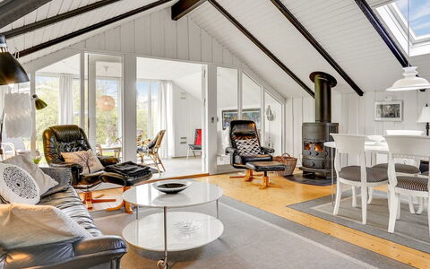 Magnus - 250M to the Fjord: Estate, Skygge, Indkørsel, Stuehus