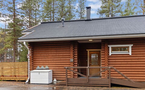 Kevätruska a: Træ, Sne, Vinter, Sommerhus, Fryser, Hjem, Bjælkehytte, Lærk, Sidespor