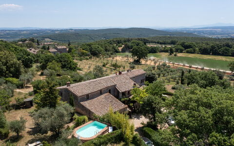 Podere Lorena, Charming Tuscan Farmhouse: Træ, Vegetationen, Hus, Boligområde, Landskab, Tag, Hjem, Landdistrikt, Land Lot