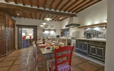 La Dimora del Chianti Dimora: Stunning Tuscan Vill