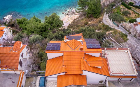 Omiš 902: Kyst, Hav, Sommerhus, Estate, Udvej, Eco Hotel, Villa, Bugt, Badeby, Ferieby
