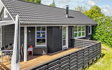 Terttu - 250M from the Sea: Hus, Hjem, Tag, Sommerhus, Estate, Landscaping, Garden Bygninger, Sidespor, Stuehus