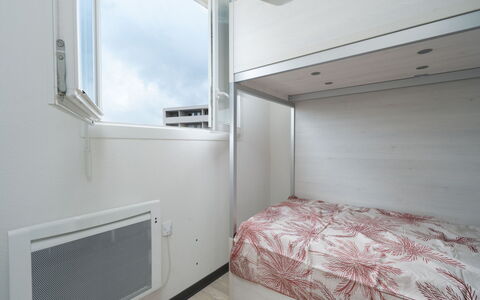 La Dune: Etage, Indretning, Gulvbelægning, Lejlighed, Soveværelse, Loft, Seng, Værelse, Sengetøj