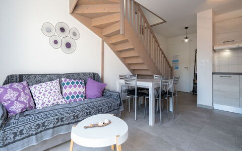 La Dune: Møbel, Træ, Indretning, Gulvbelægning, Køkken, Cabinetry, Etage, Værelse, Større Bandage, Skab
