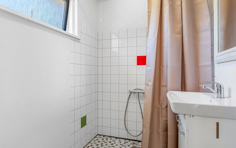 Dorit - 900M from the Sea: 