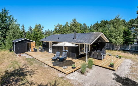 Dorit - 900M from the Sea: 