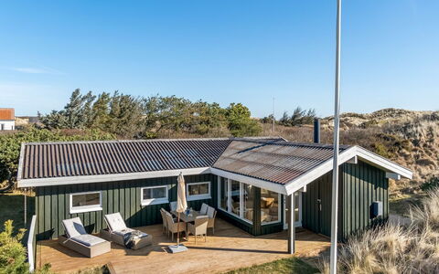 Gundborg - 200M from the Sea