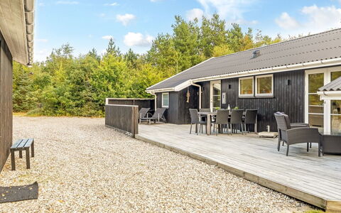 Onni - 2.3Km from the Sea: Træ, Hjem, Veranda, Dæk, Hårdttræ, Tag, Bejdse, Trægulve, Eco Hotel