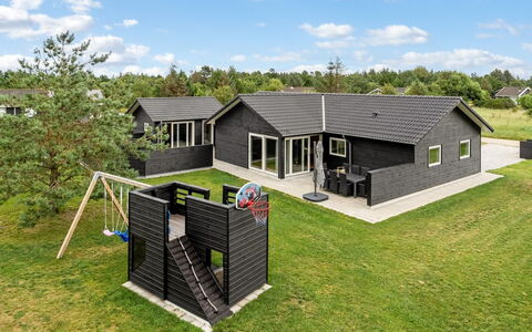Frederikke - 990M from the Sea