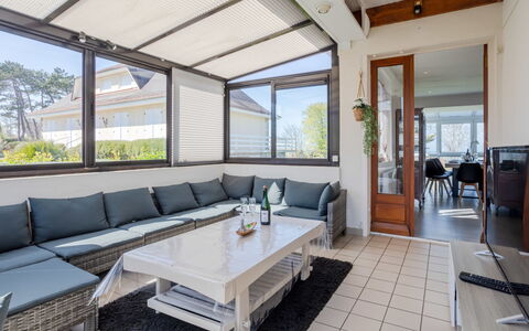 La Maison du Phare: Boligområde, Busk, Hus, Have, Hjem, Land Lot, Tag, Skygge, Lawn