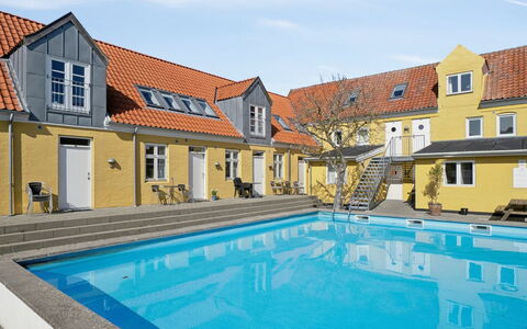 Merta - 500M from the Sea: Bjergkæde, Dal, Bjerglandsby, Ferieby