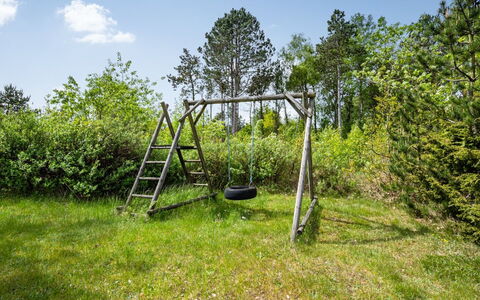 Hælf - 600M from the Sea: Møbel, Træ, Stol, Indretning, Bejdse, Naturmateriale, Hårdttræ, Stue, Armlæn, Design