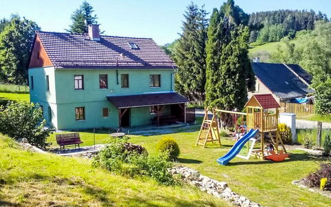 Lipno Garden and Relax: Bygning, Hus, Vindue, Sommerhus, Hjem, Tag, Boligområde, Landdistrikt, Menneskelig Bosættelse