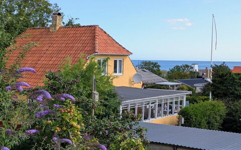 Taja - 170M from the Sea: Skygge, Eco Hotel, Altan, Veranda, Villa, Hegn