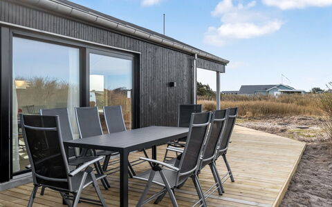 Jouni - 200M from the Sea: Græs, Græs-, Land Lot, Sommerhus, Landdistrikt, Eng, Garden Bygninger, Have, Skur