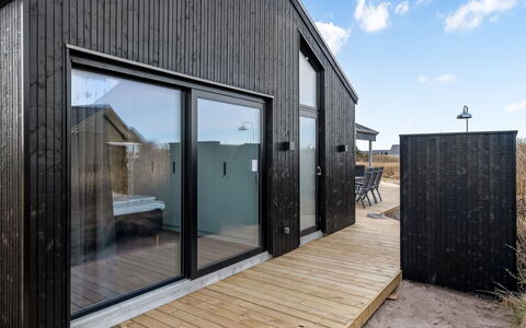 Jouni - 200M from the Sea: Græs, Græs-, Land Lot, Sommerhus, Landdistrikt, Eng, Garden Bygninger, Have, Skur