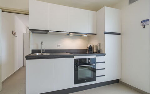 Casa Giuditta: Køkken, Køkken Apparat, Countertop, Større Bandage, Cabinetry, Indretning, Gulvbelægning, Komfur, Etage, Værelse