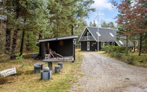Poul - 1.9Km from the Sea: Sommerhus, Skur, Hytte, Stuehus, Prærie, Hytte, Lade, Bjælkehytte, Garden Bygninger