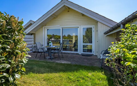 Darina - 150M from the Sea: Lejlighed, Ejerlejlighed, Estate, Altan, Villa, Hotel