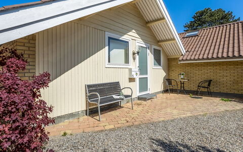 Darina - 150M from the Sea: Lejlighed, Ejerlejlighed, Estate, Altan, Villa, Hotel