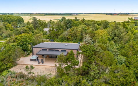 Øthger - 1.3Km from the Sea: Hus, Hjem, Tag, Sommerhus, Land Lot, Estate, Stuehus, Landsby, Farm