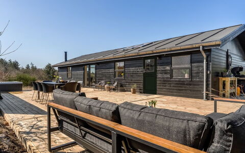 Heidl - 2Km from the Sea: Træ, Hjem, Veranda, Dæk, Hårdttræ, Tag, Bejdse, Trægulve, Eco Hotel
