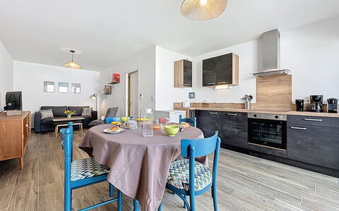 Océanide: Lejlighed, Altan, Ejerlejlighed, Stol, Aluminium, Gelænder, Hårdttræ, Dagslys, Penthouselejlighed, Dæk