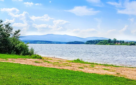 Lakeview Luxury Lodge & Garden: Himmel, Blå, Vand, Vandressourcer, Krop Af Vand, Sky, Grøn, Natur, Naturlige Landskab, Horisont