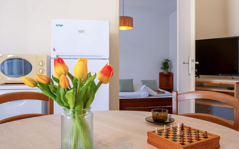Les Gobions: Svømmepøl, Kompositmateriale, Lejlighed, Ejerlejlighed, Villa, Landscaping, Udvej, Hotel, Altan, Eco Hotel