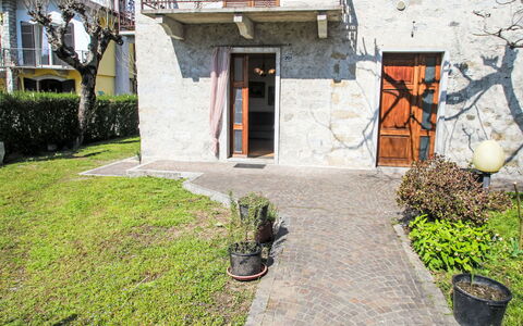 Dante: Svømmepøl, Kompositmateriale, Lejlighed, Ejerlejlighed, Villa, Landscaping, Udvej, Hotel, Altan, Eco Hotel