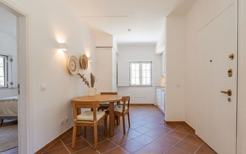 Apartamento Natura Bliss – R C: Svømmepøl, Kompositmateriale, Lejlighed, Ejerlejlighed, Villa, Landscaping, Udvej, Hotel, Altan, Eco Hotel