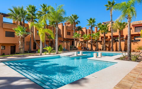 Cerro del Sol 6: Udvej, Lejlighed, Svømmepøl, Hacienda, Estate, Eco Hotel, Hotel, Gårdsplads, Landscaping