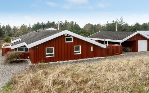Gunborg - 2.5Km from the Sea: Tag, Hus, Hjem, Sommerhus, Sidespor, Estate, Indkørsel, Garden Bygninger, Gård, Skur