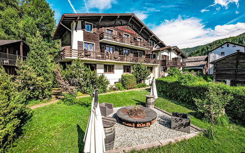 Vercorin 1: Hjem, Sommerhus, Have, Estate, Gård, Villa, Stuehus, Bjerglandsby