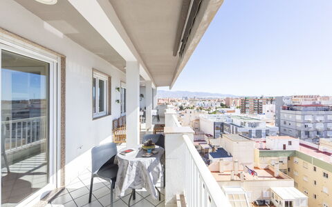 Vista Playa Zapillo: Udendørs Møbler, Have, Udendørs Bord, Stol, Skygge, Landscaping, Backyard, Gård, Eco Hotel, Køkken & Spisebord