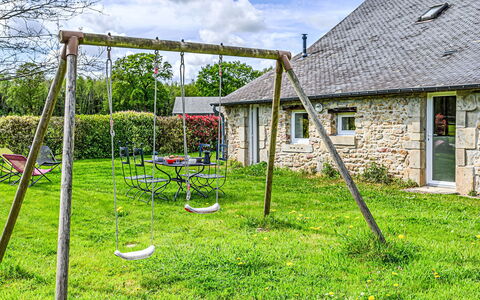 Kezeg: Græs, Land Lot, Have, Lawn, Skygge, Backyard, Landscaping, Gård, Parkere, Garden Bygninger