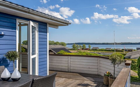 Jelke - 500M from the Sea: Hus, Tag, Hjem, Sommerhus, Estate, Stuehus, Villa, Veranda, Sidespor