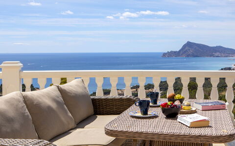 Otra Vida: Hjem, Altan, Estate, Hacienda, Mansion, Villa, Veranda
