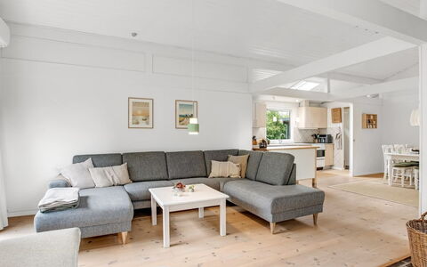 Vangel - 350M from the Sea: Græs, Græs-, Land Lot, Sommerhus, Landdistrikt, Eng, Garden Bygninger, Have, Skur