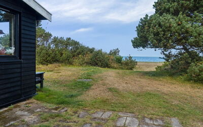 Kaj - 75M from the Sea