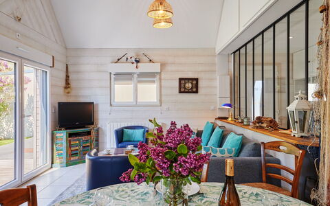 Chez Boubou: Blå, Svømmepøl, Udvej, Skygge, Eco Hotel, Hotel, Tropics, Landscaping, Villa