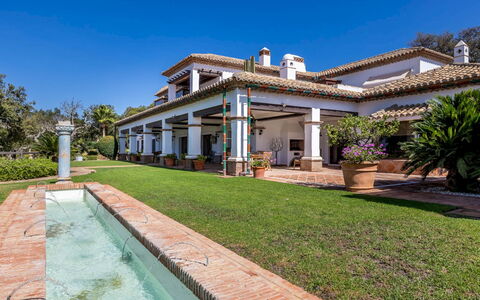 Serena Marbella: Arkitektur, Estate, Hjem, Mansion, Hacienda, Have, Villa, Stuehus, Lawn, Landscaping