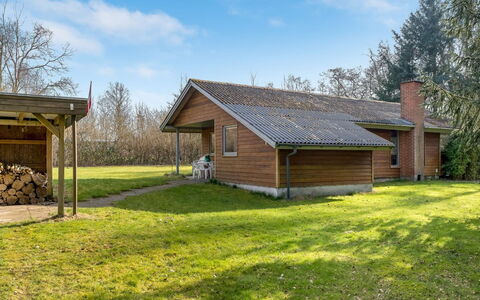 Franzisca - 200M to the Fjord: Hus, Tag, Hjem, Sommerhus, Skur, Garden Bygninger, Sidespor, Gård, Bjælkehytte, Hytte